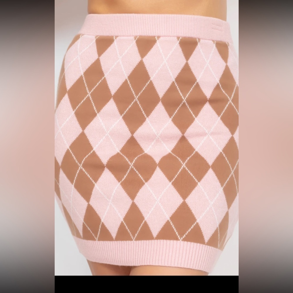 NWT🤍BOUTIQUE SKIRT